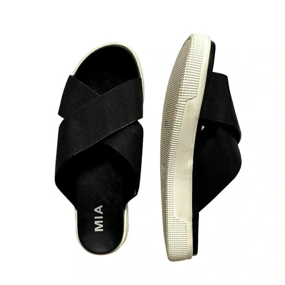 NEW MIA Ivey Platform Criss Cross Sandals - Picture 2 of 5